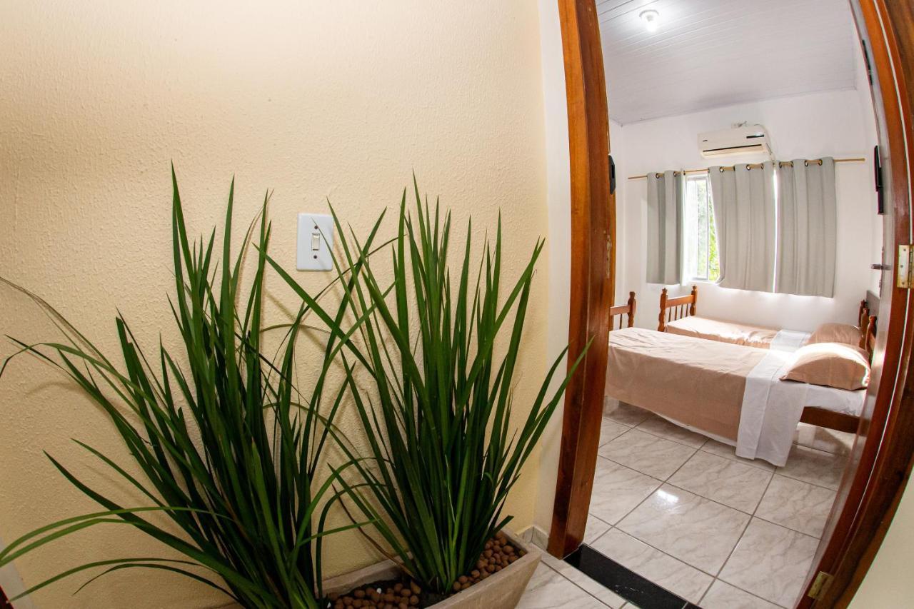 Casa Da Zeze Pousada & Hotel Итабораи Экстерьер фото