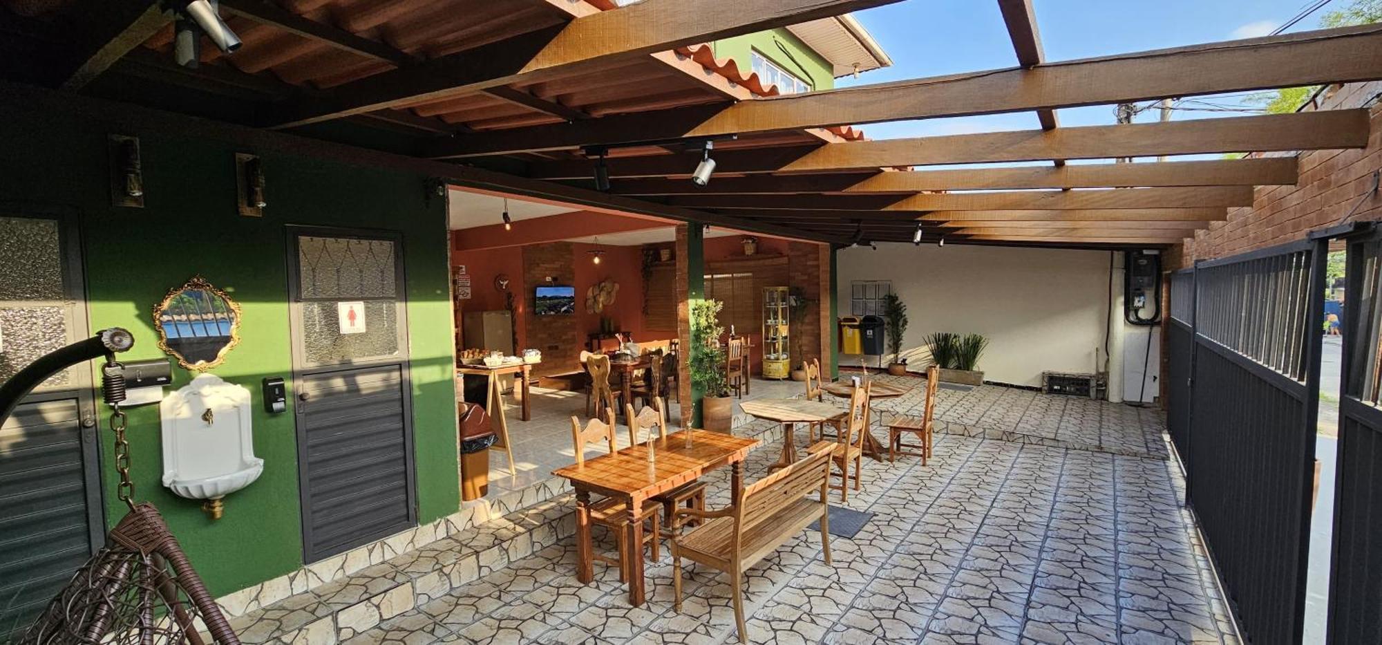 Casa Da Zeze Pousada & Hotel Итабораи Экстерьер фото